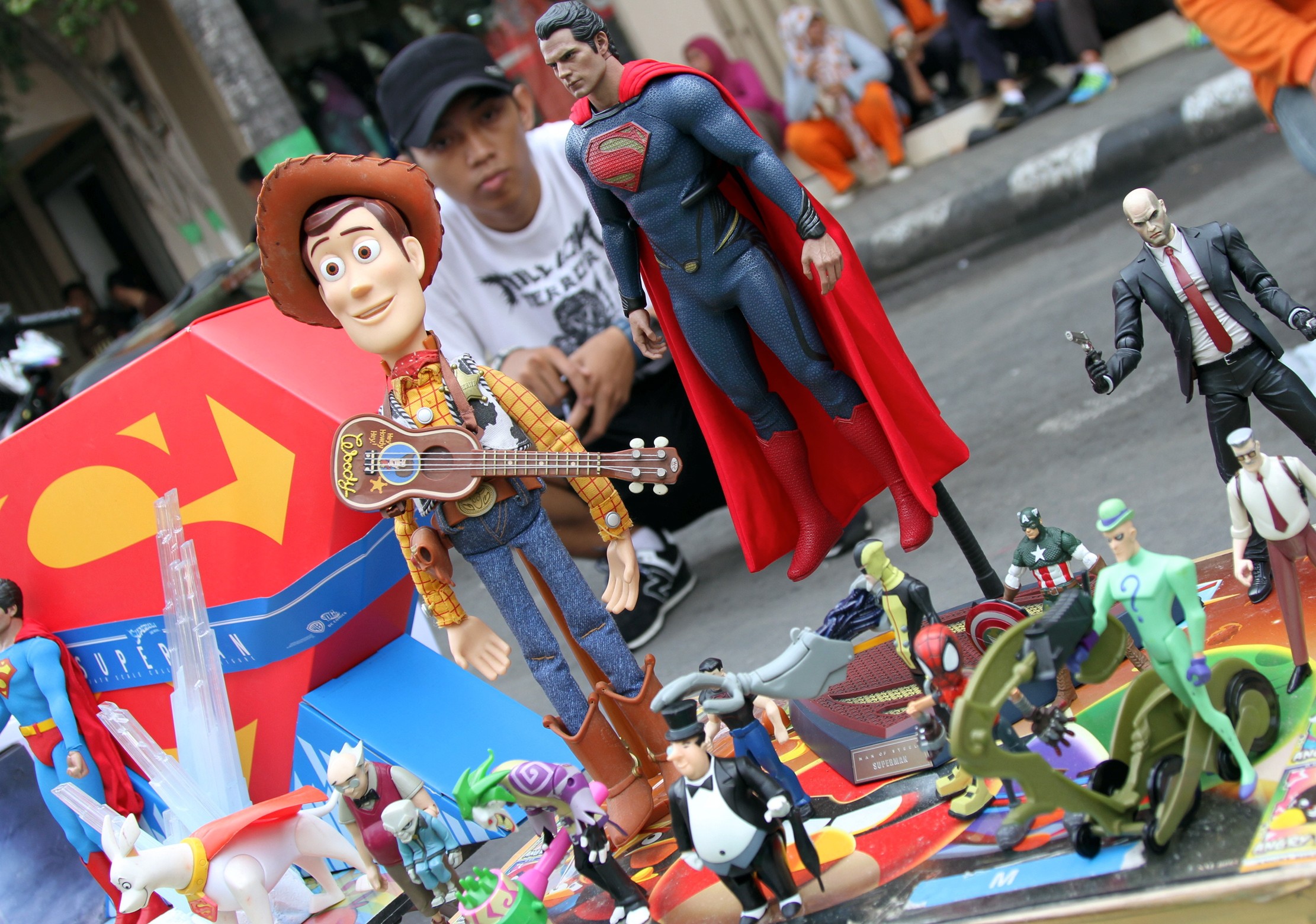 Mainan Anak Berkarakter Action Figure Ini Step by Step Mainan Anak Berkarakter Action Figure Ini Step by Step